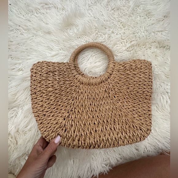 Half-Circle Wicker Handbag - Picture 2 of 3